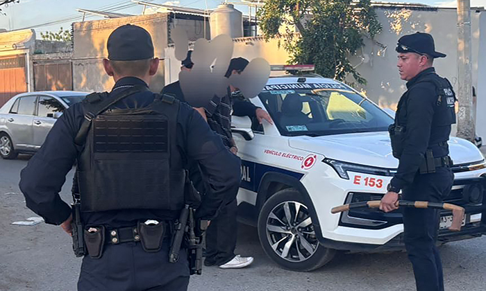 Someten a seis presuntos maleantes armados; Agentes preventivos