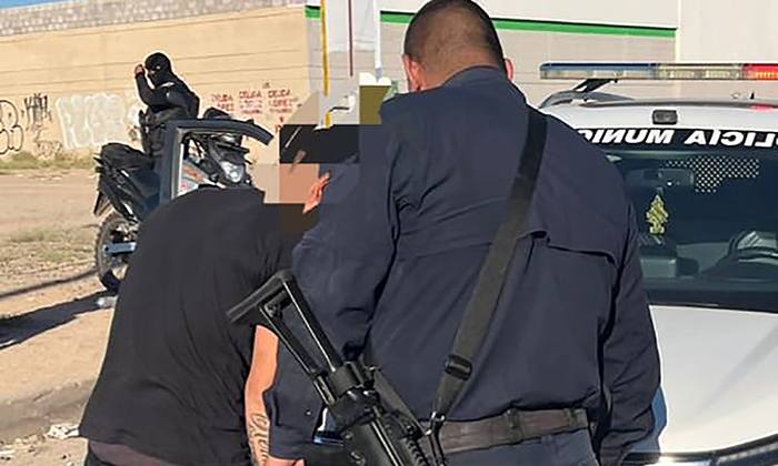 Detienen a par de violentos ladrones en Paseos del Pedregal