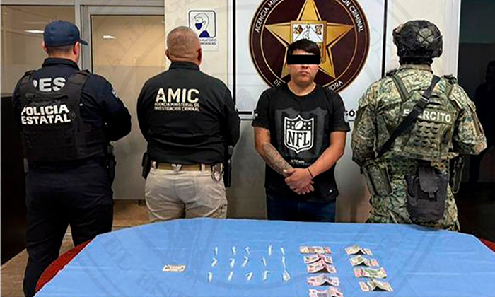 Aseguran a vendedor de droga en Cajeme