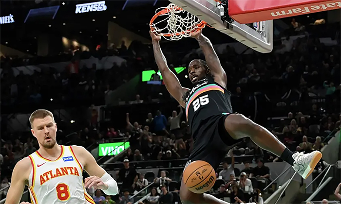 San Antonio supera a Halcones de Atlanta