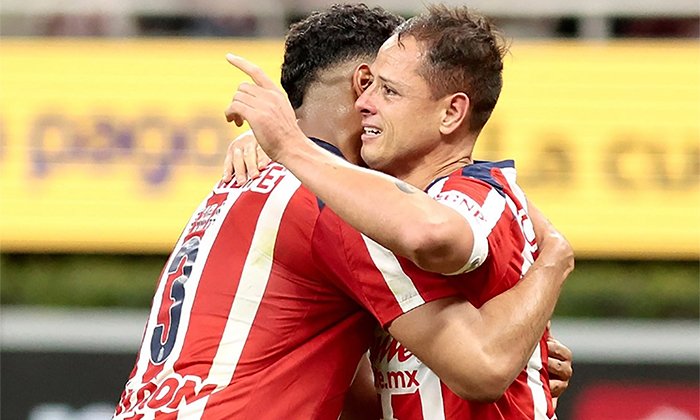 Guadalajara vence a Monterrey por 4-2