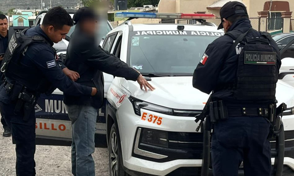 Detienen a sujeto por amenazar a su vecino en la colonia Villas del Real