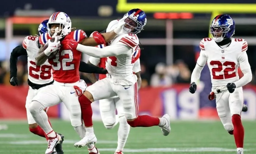 Patriotas doblegan a Gigantes con gran actuación de su mariscal Drake Maye