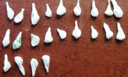 Aprehenden a mujer por narcomenudeo en la colonia Adolfo López Mateos