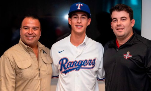 Firma joven mexicano con Rangers de Texas para debutar la próxima temporada