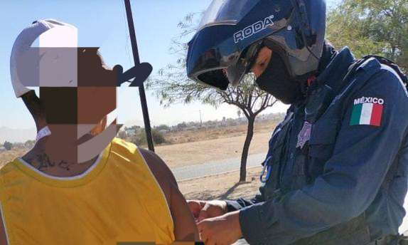 Someten a joven vendedor de mariguana