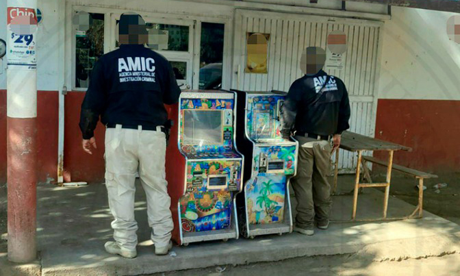 Aseguran 13 máquinas tragamonedas ilegales en San Ignacio Río Muerto y Bácum