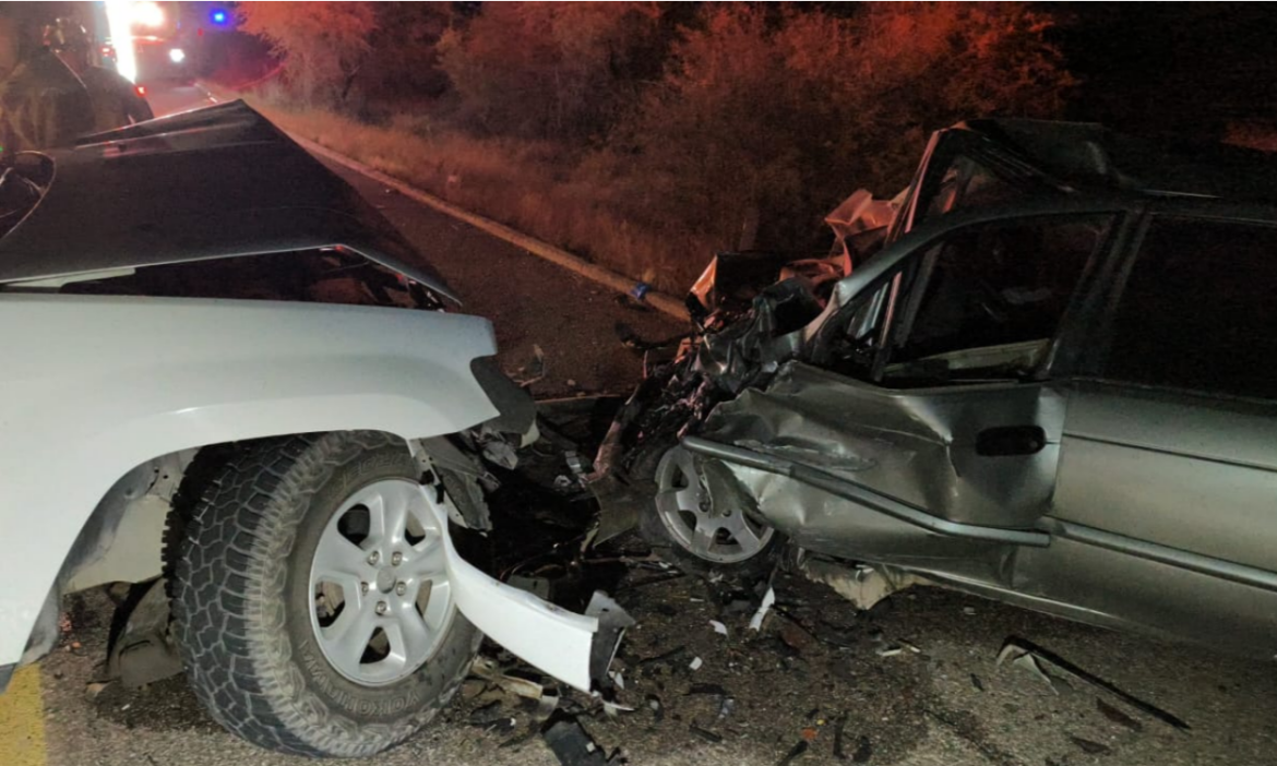 Deja choque un muerto y una lesionada en carretera a San Miguel de Horcasitas