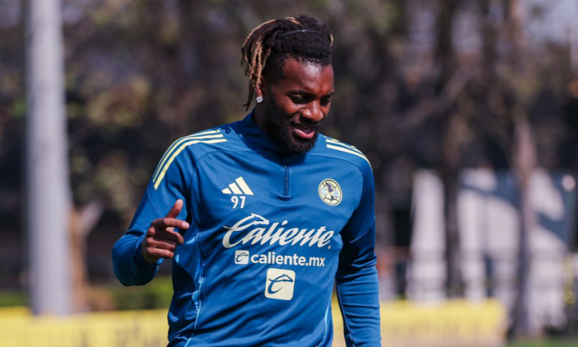 Regresa al América Allan Saint-Maximin tras permiso especial