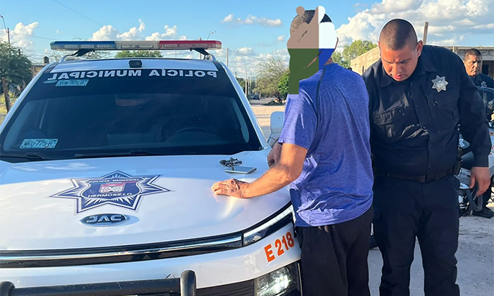 Aprehenden a dos presuntos narcomenudistas