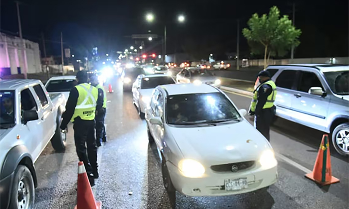 Colocan filtros de alcoholimetría; Autoridades municipales