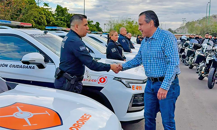 Inicia Toño Astiazarán operativo navideño