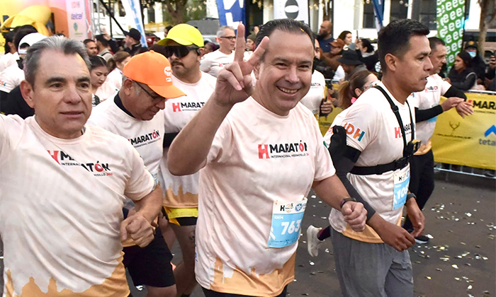 Destaca Toño Astiazarán participación en maratón