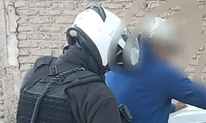 Tunde a su mujer a puntapiés y lo arrestan en el Ejido El Tazajal