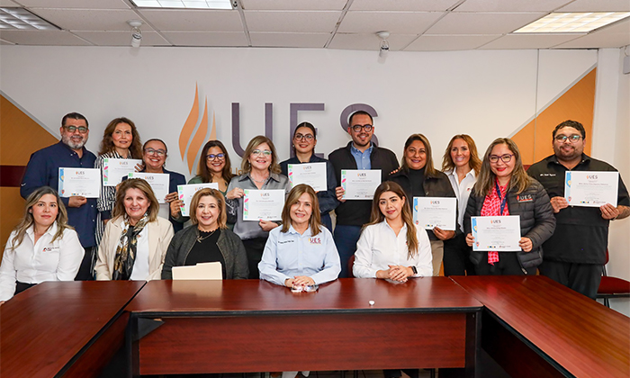 Consolida UES proyección internacional para alumnos