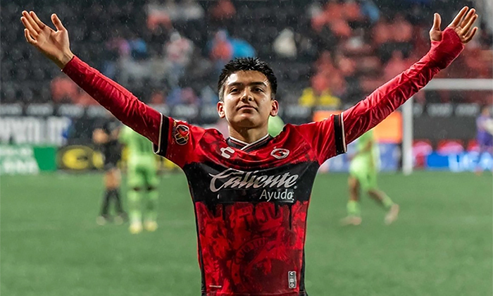 Aumenta valor del futbolista Gilberto Mora