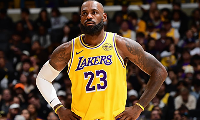 LeBron James termina su racha de dobles dígitos