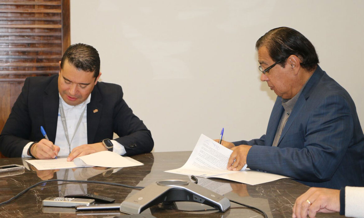 Refuerza UTS programa de modalidad dual para trabajar coordinados con el sector industrial