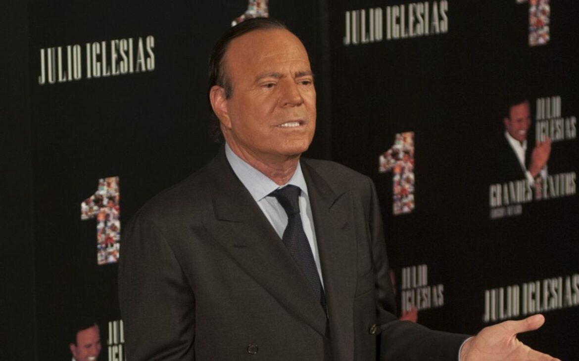 Defensa de Julio Iglesias exige carpetazo a la investigación por abusos alegando falta de competencia