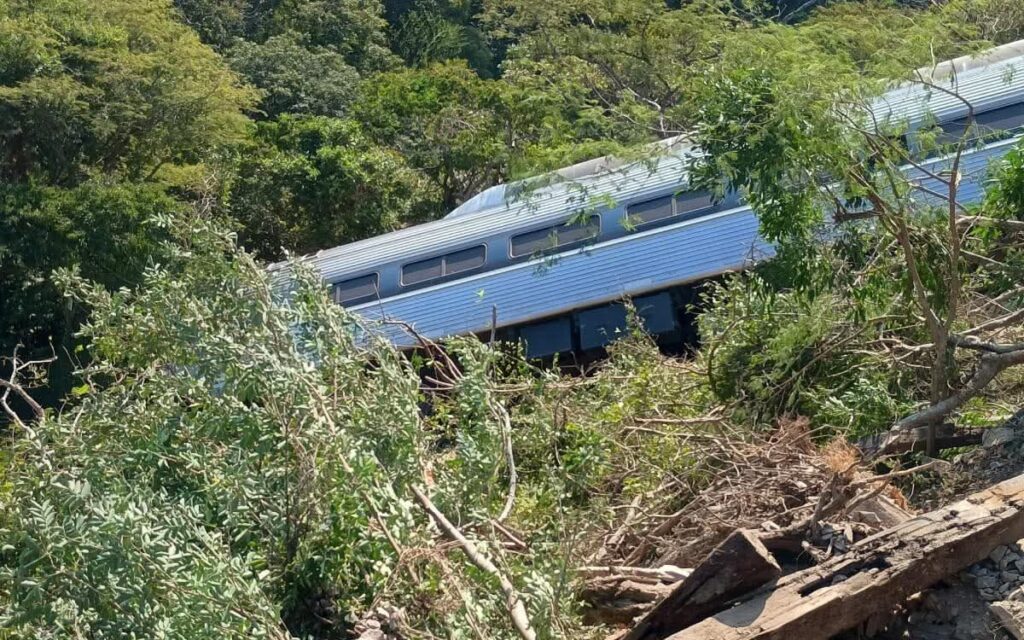Indaga Secretaría Anticorrupción posibles faltas de servidores públicos tras tragedia ferroviaria en Oaxaca