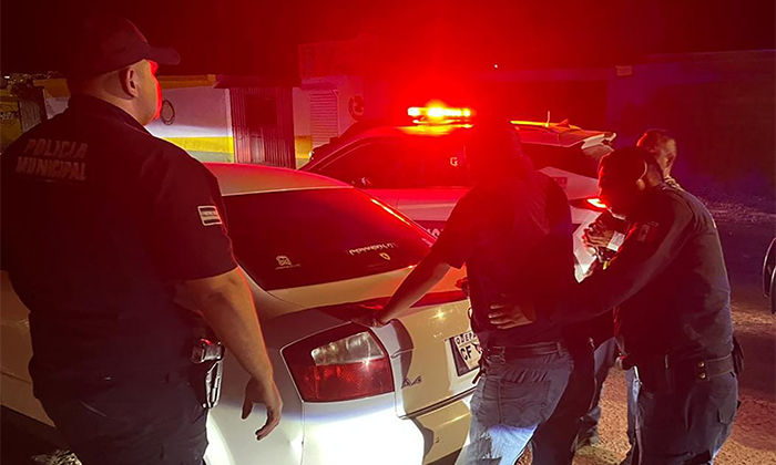 Arrestan a violento sujeto tras agredir a suegro en la colonia Las Placitas