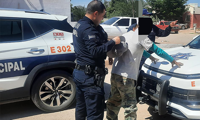 Arrestan a tres individuos por portar droga en distintas colonias