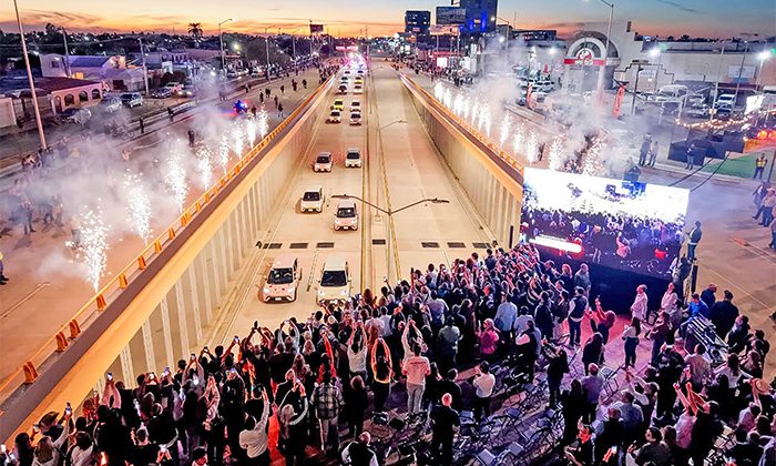 Abren paso a desnivel Colosio-Solidaridad; El presidente municipal, Antonio Astiazarán