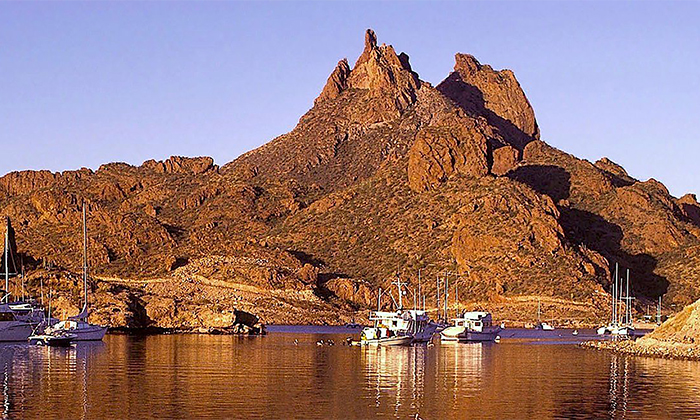 Analizan regular y cobrar acceso al Cerro Tetakawi para prevenir accidentes