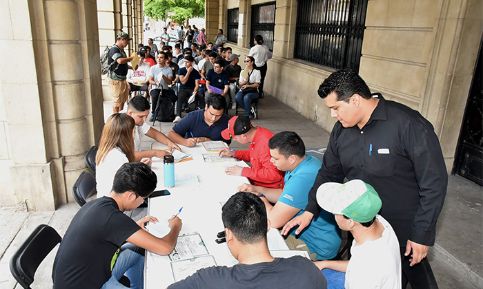 Llama a recoger su Cartilla Militar liberada