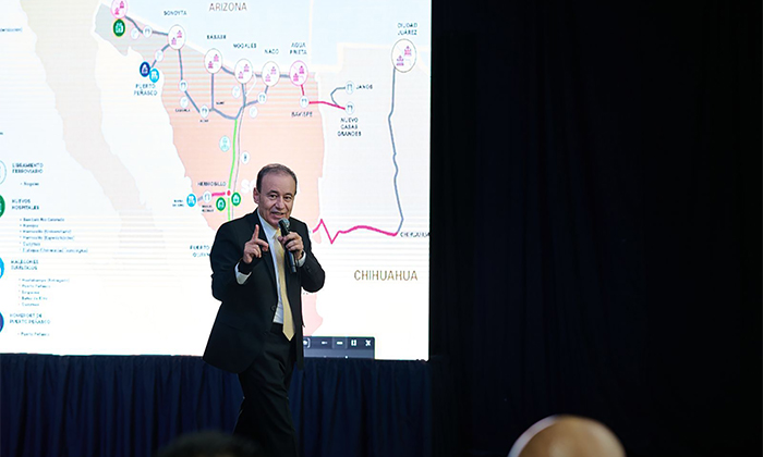 Colegio de la Defensa Nacional reconoce a gobernador