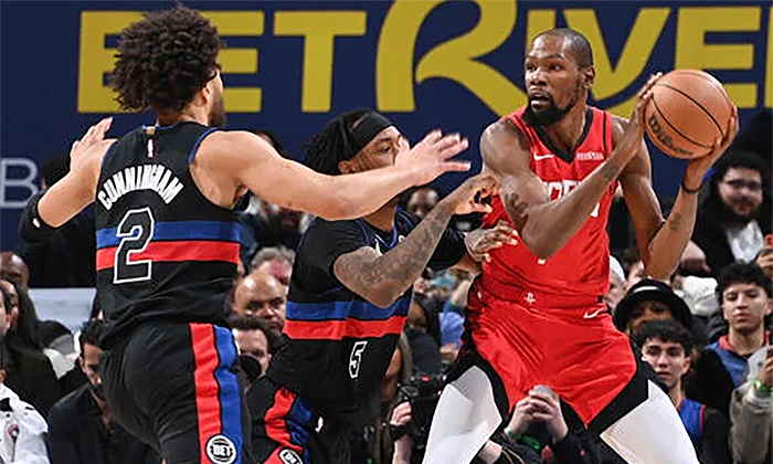 Corta Houston racha de triunfos de Detroit tras vencerlos por 111 a 104