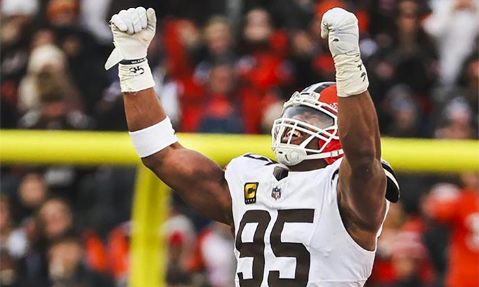 Myles Garret rompe récord de capturas en la NFL