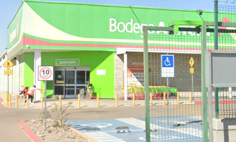 Someten a sujeto al tratar de robar alcohol en la colonia Tierra Nueva