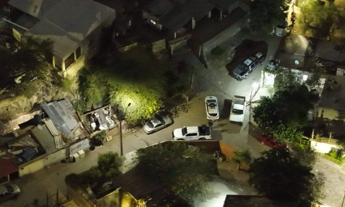 Aseguran a seis presuntos “tiradores” en posesión de droga crystal