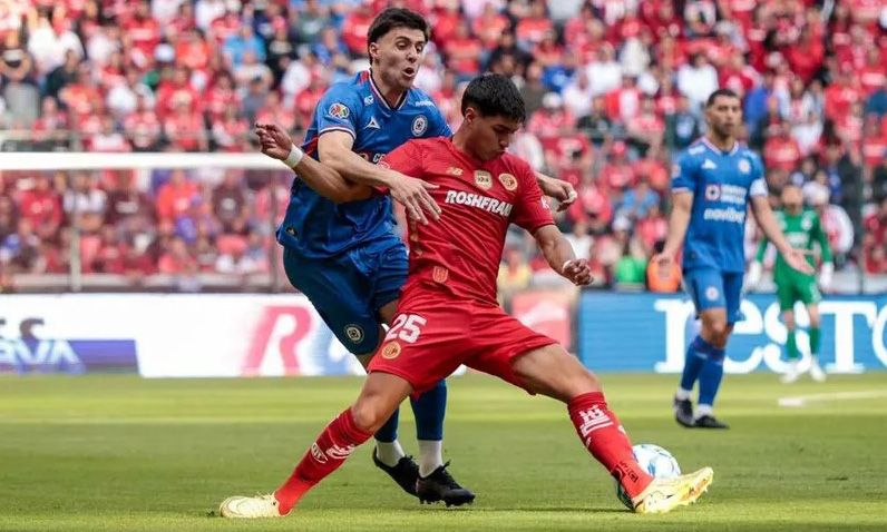 Cruz Azul rescata empate ante Toluca