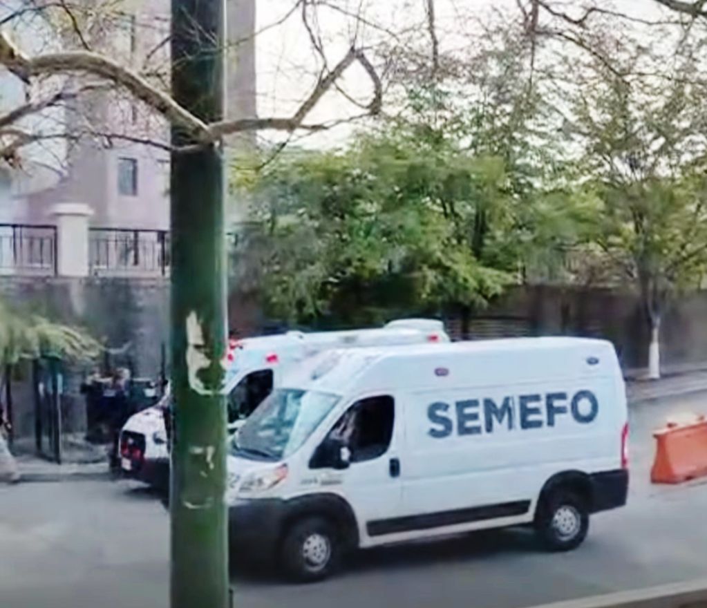 Mujer Asesinada a Balazos en Estacionamiento del Centro de Gobierno