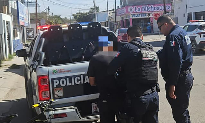 Atrapan a presunto maleante armado en la colonia Pimentel