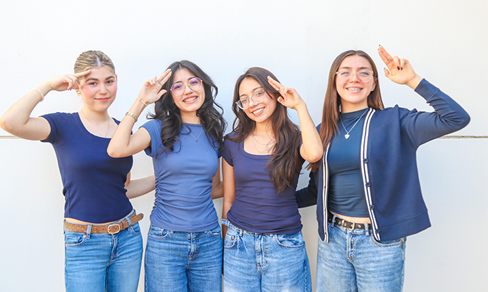 Crean traductor de lengua de señas; Estudiantes de la Prepa Tec Sonora Norte