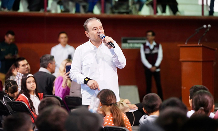 Acelera gobernador transformación del norte de Sonora