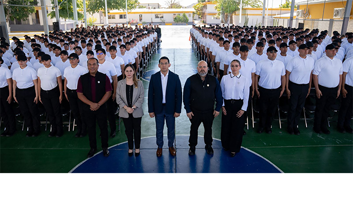 Exhortan a cadetes a prepararse para dar seguridad a las familias