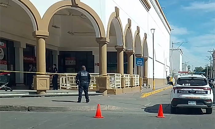 Evacuan a clientes y empleados de supermercado por segundo día consecutivo