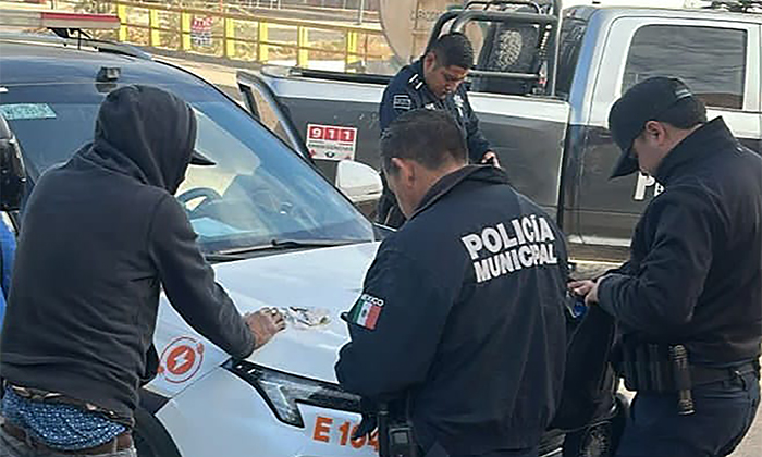 Detienen a sexagenario con mariguana en la colonia Pimentel