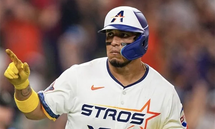 Acuerda Isaac Paredes quedarse con Astros