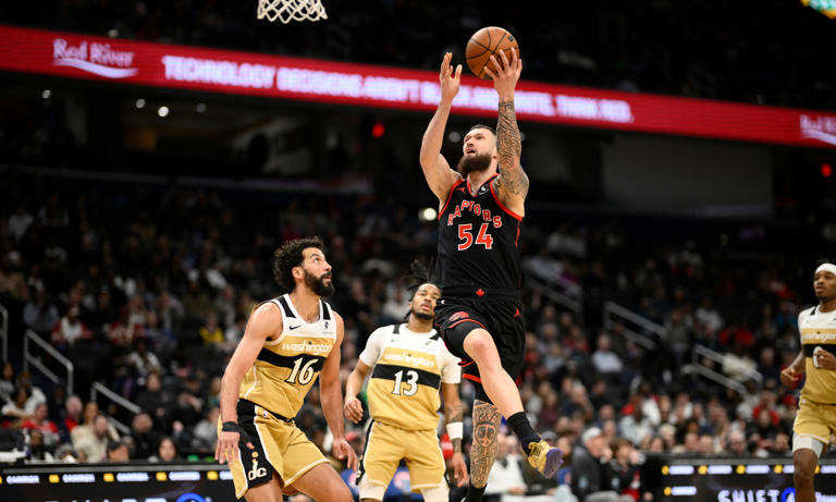 Raptors superan 134-125 a los Wizards