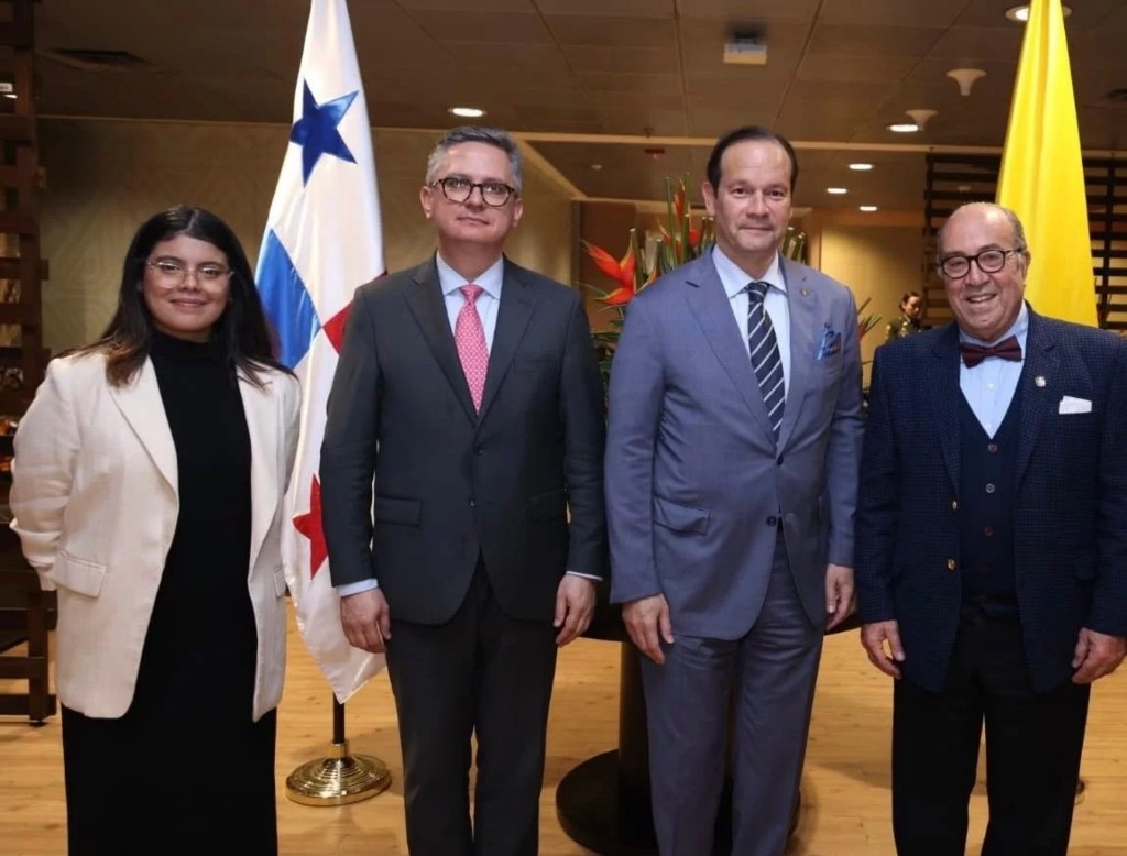 Canciller De la Fuente refuerza lazos diplomáticos en foro CELAC-África