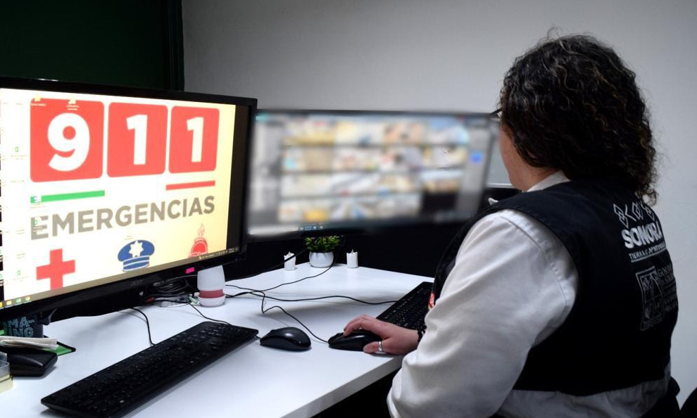 Autoridades de Salud ofrecen atención sicológica permanente en línea 911