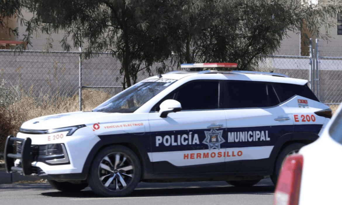 Someten a par de mujeres con droga en operativos policiacos