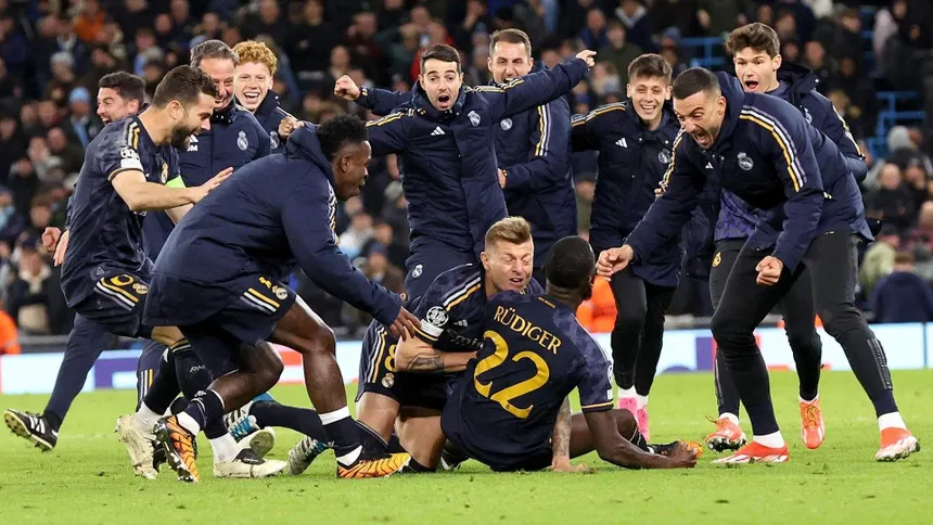 Real Madrid avanza en la Champions tras un intenso duelo frente al Manchester City