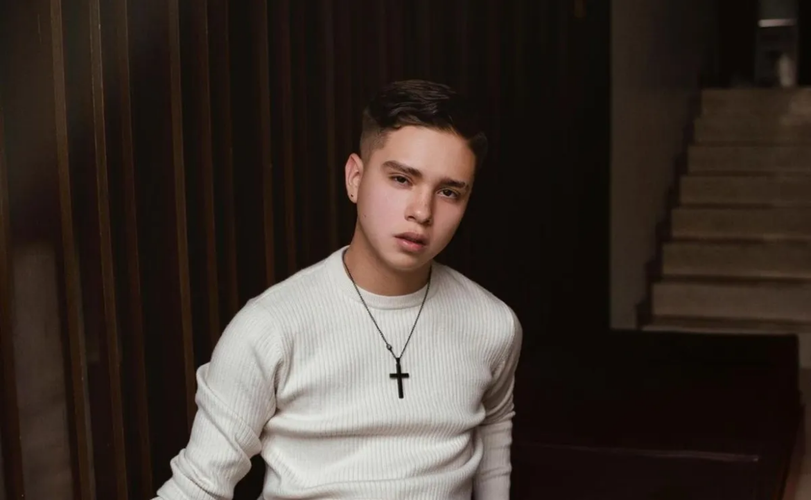 César Pantoja es acusado de pedir videos intimos