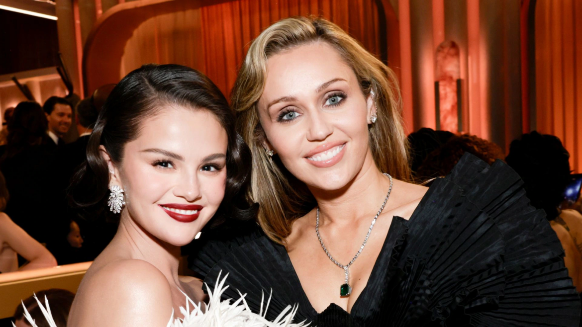 Selena Gomez y Miley Cyrus juntas tras 20 años